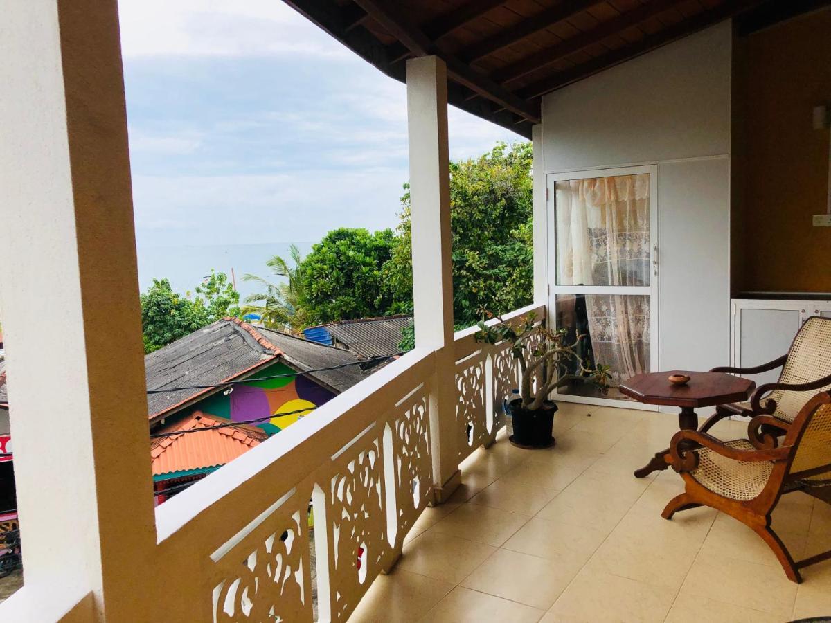 Bed and Breakfast Blue Sea View Унаватуна Екстер'єр фото