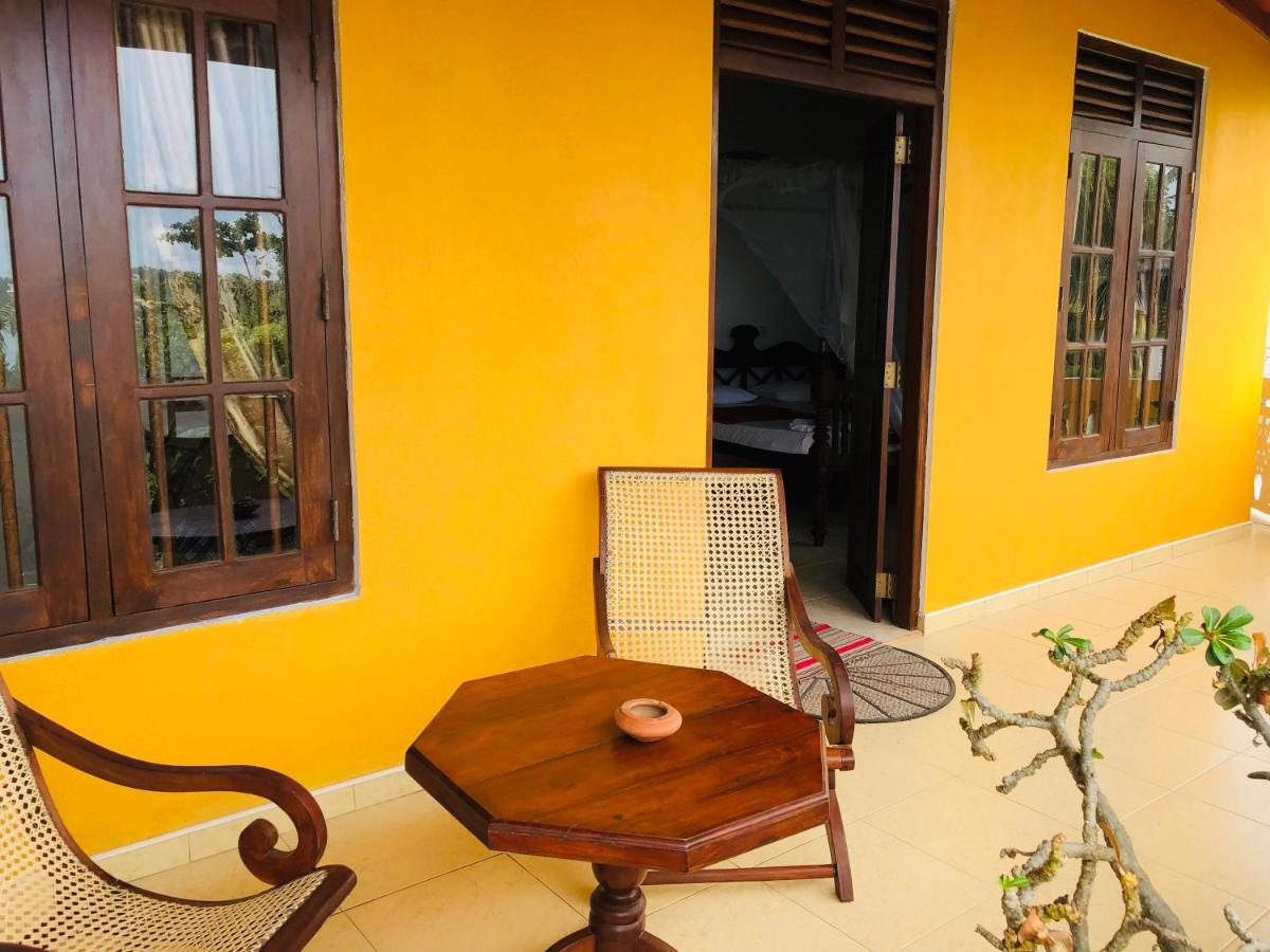 Bed and Breakfast Blue Sea View Унаватуна Екстер'єр фото